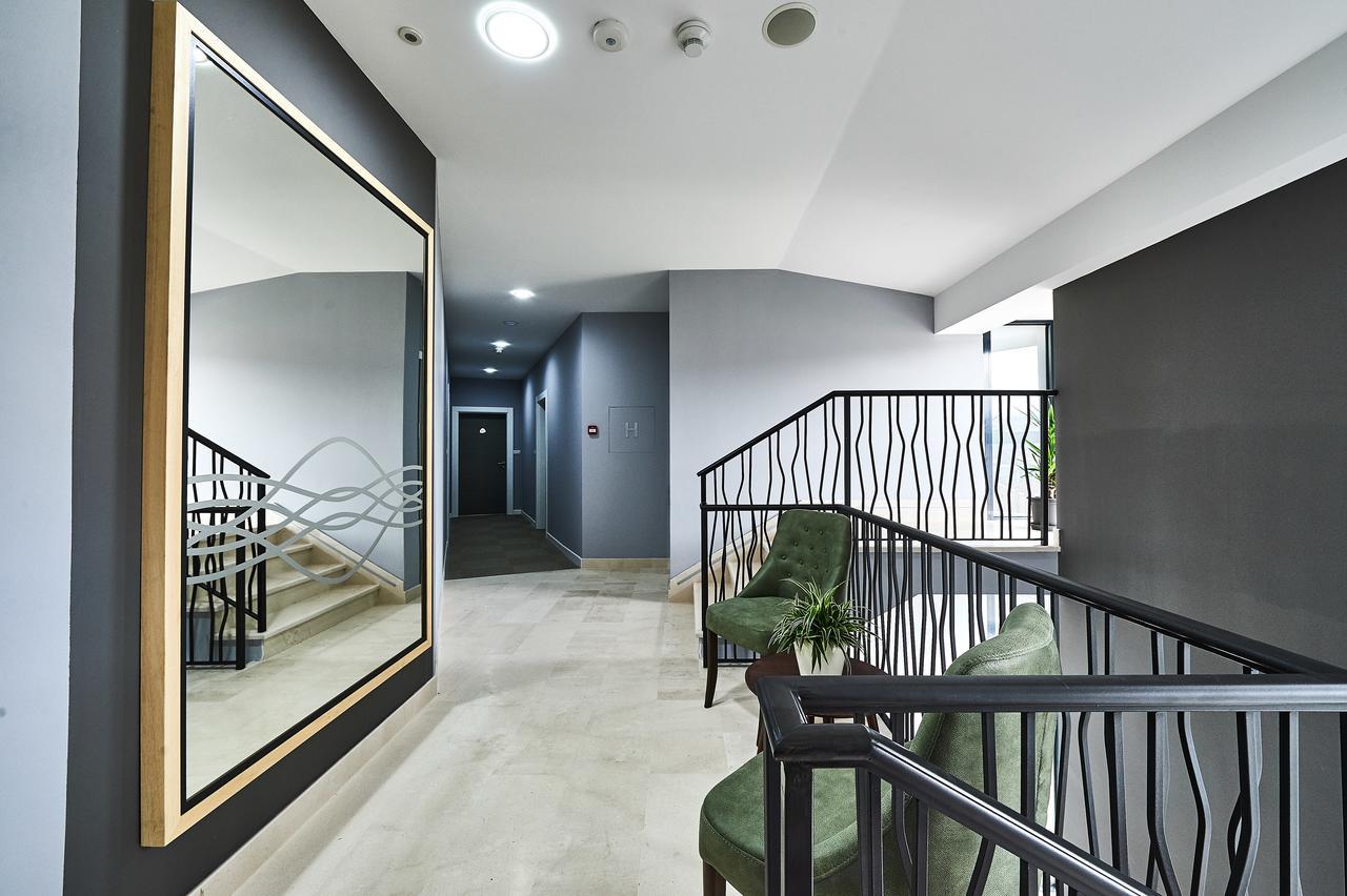 Perla Residence Hotel&SPA Podgorica Buitenkant foto