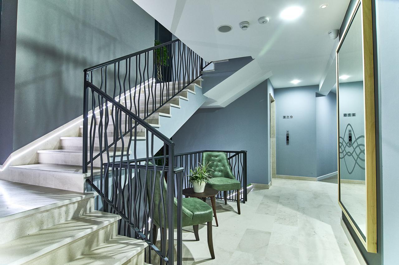 Perla Residence Hotel&SPA Podgorica Buitenkant foto